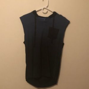 Size M Men’s Sleeveless Hoodie